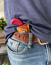 Load image into Gallery viewer, .22 Magnum with 1” barrel with Belt Clip  - Compatible with NAA Pug